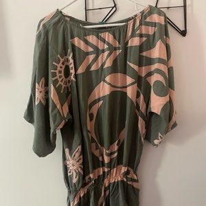 the dresses range from XL-4Xl